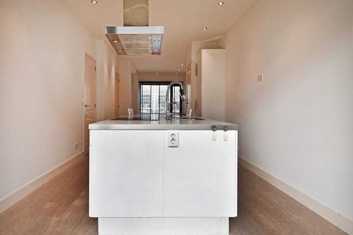 Foto 27 van Vuurbaakstraat 8