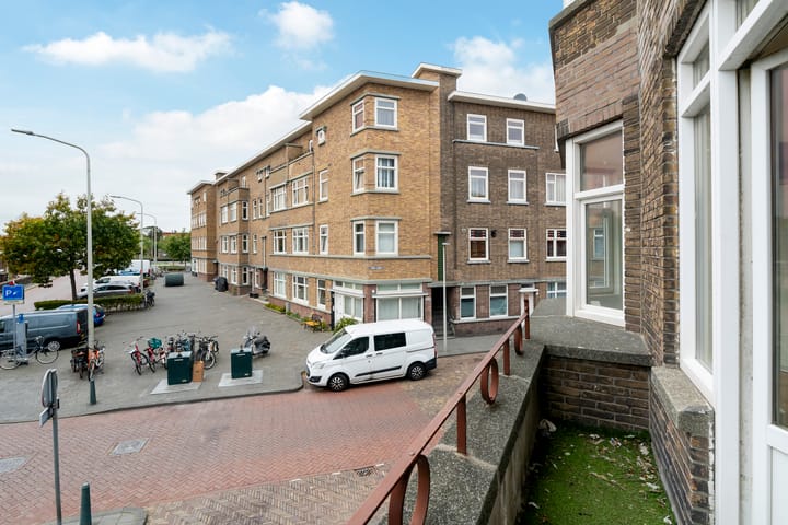 Photo 3 of Uddelstraat 146