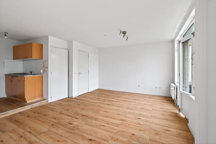 Photo 5 of Uddelstraat 146