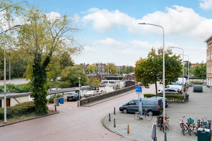 Foto 32 van Uddelstraat 146