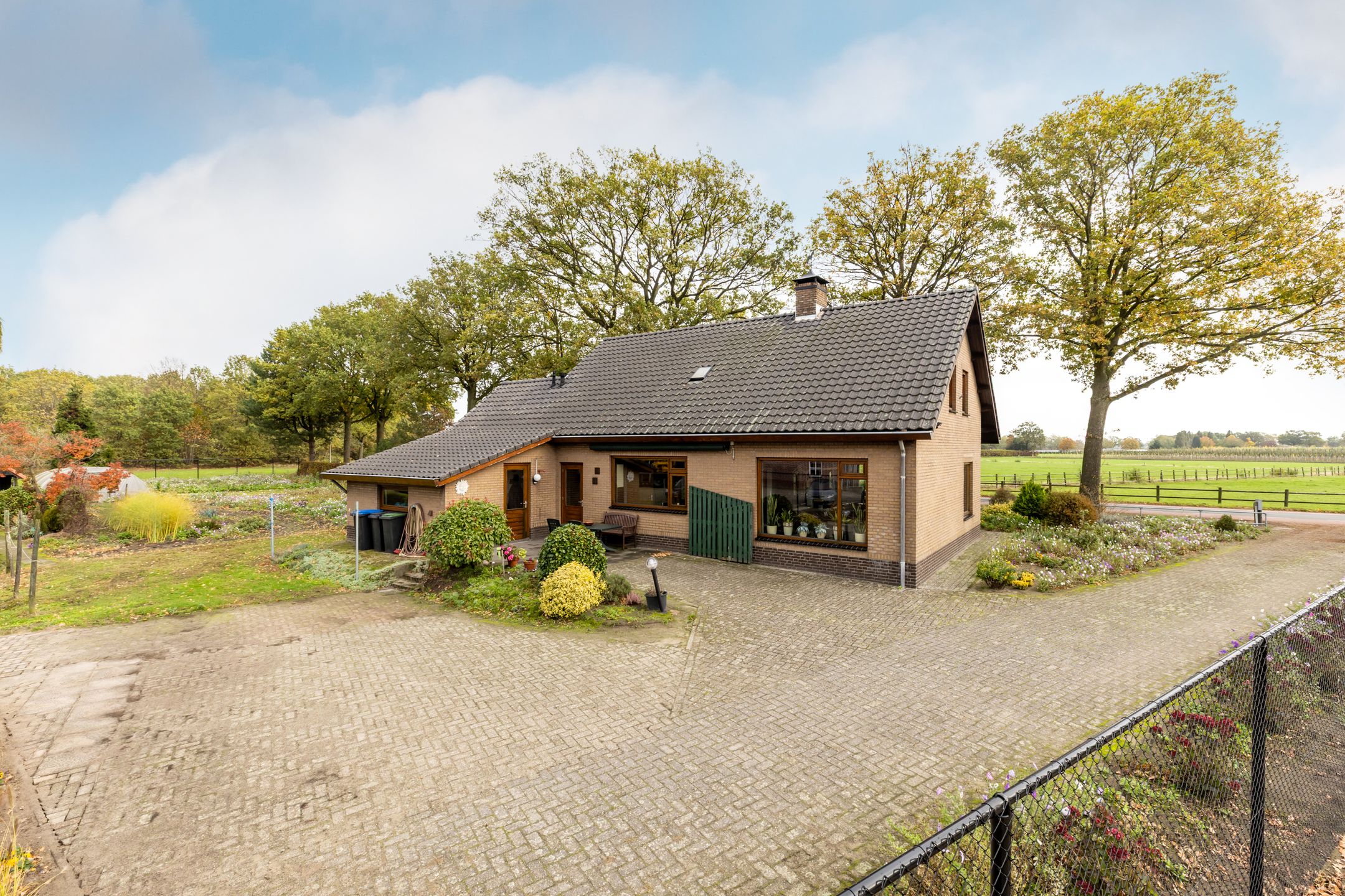 Photo 3 of Ettensebaan 17