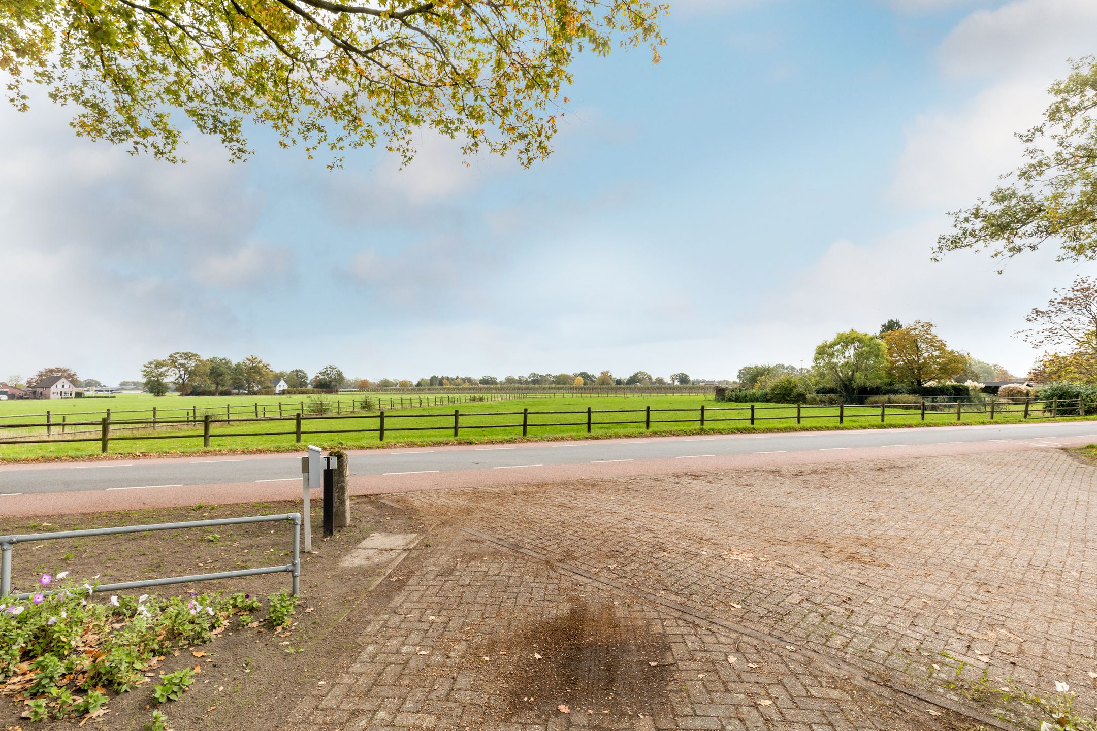 Photo 39 of Ettensebaan 17