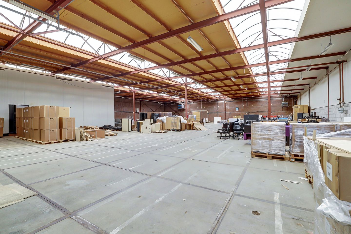 View photo 2 of Anthonie van Diemenstraat 28