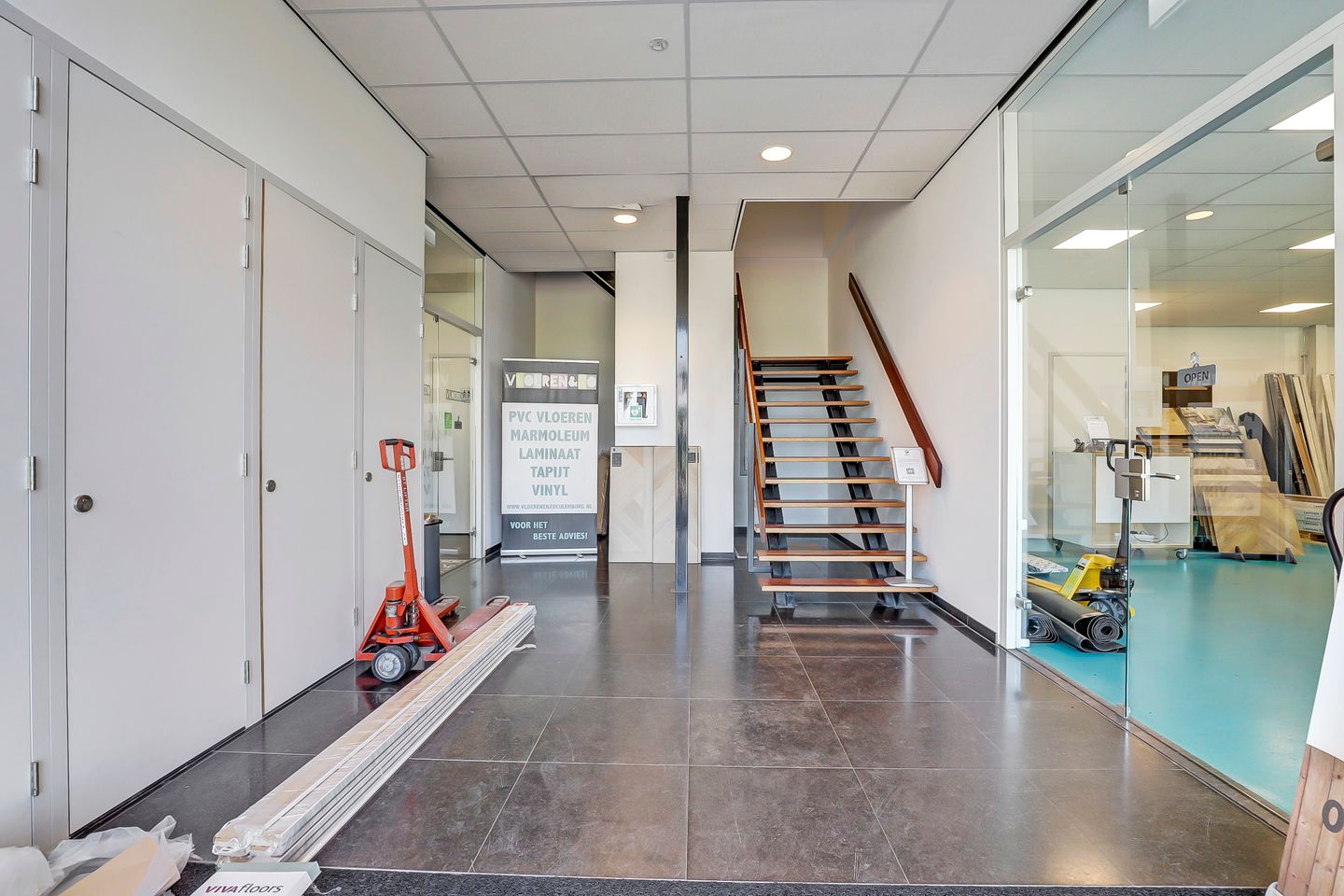 View photo 3 of Anthonie van Diemenstraat 28