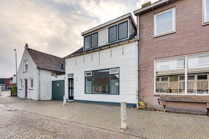 Photo 3 of Hoofdstraat 40