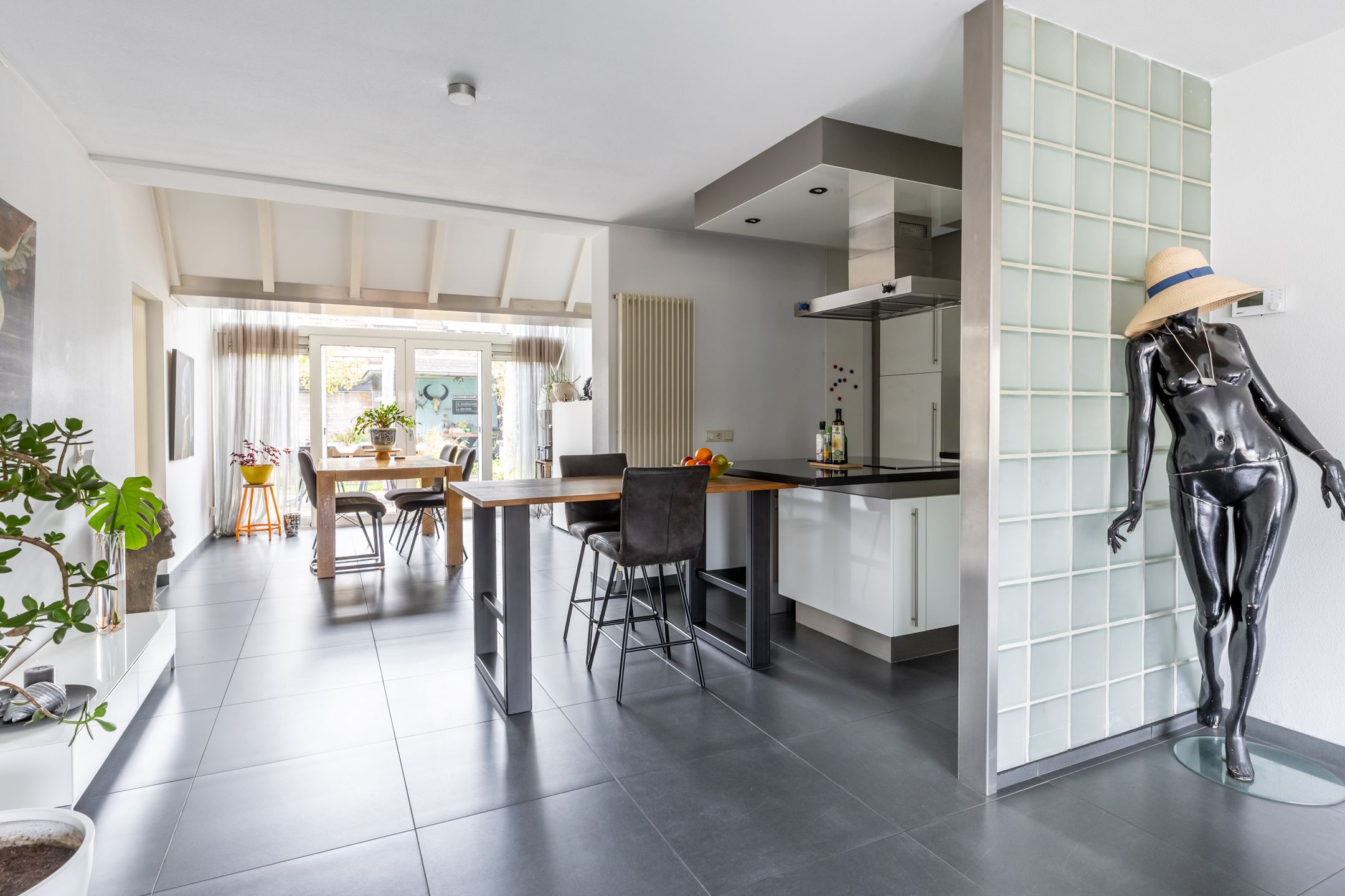 Photo 15 of Klokkenmaker 10