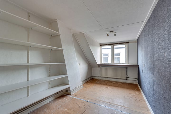 Photo 21 of Hoofdstraat 40