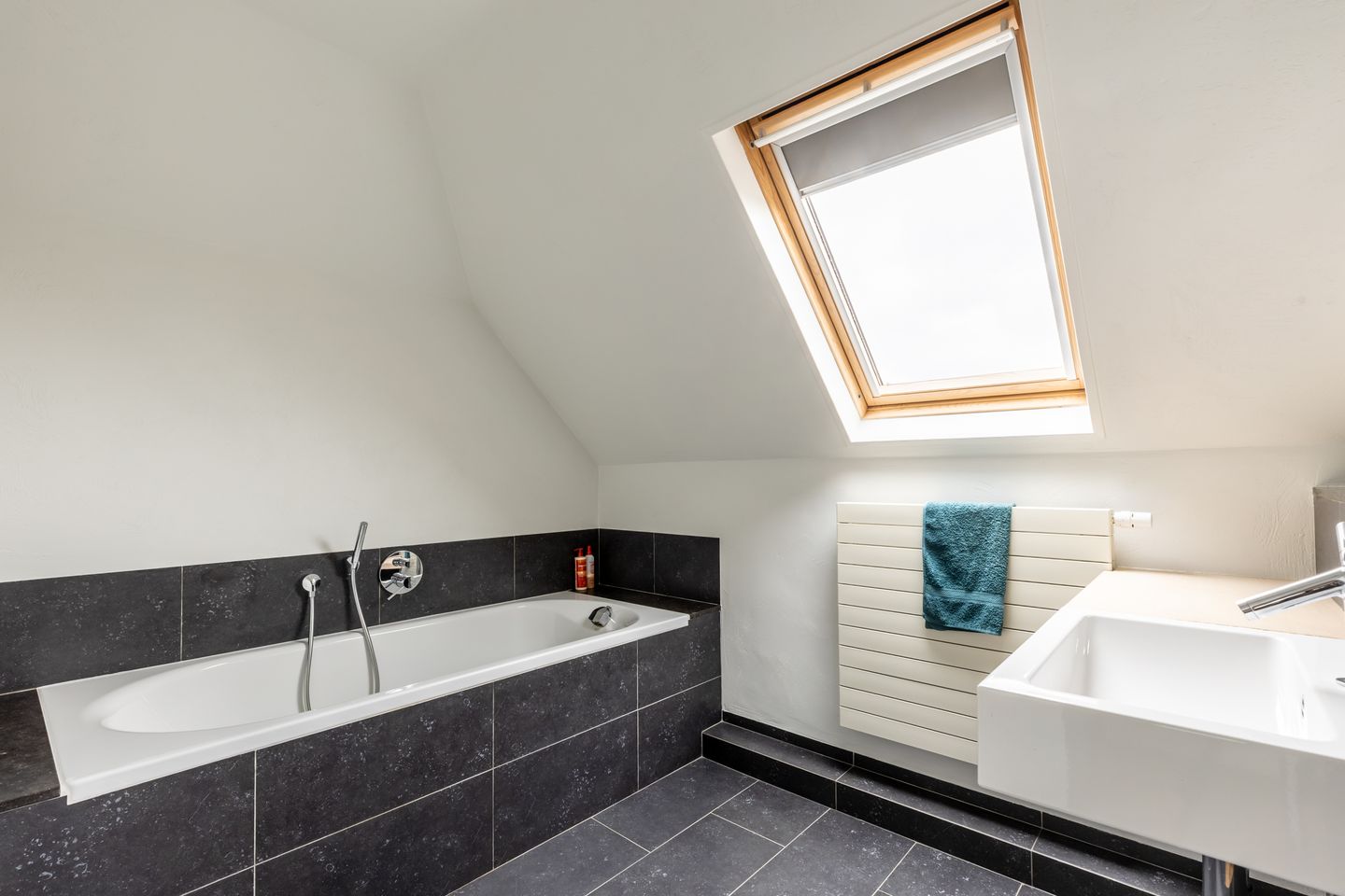 Photo 29 of Klokkenmaker 10