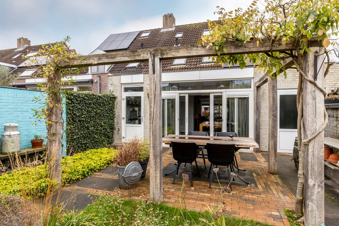 Photo 37 of Klokkenmaker 10