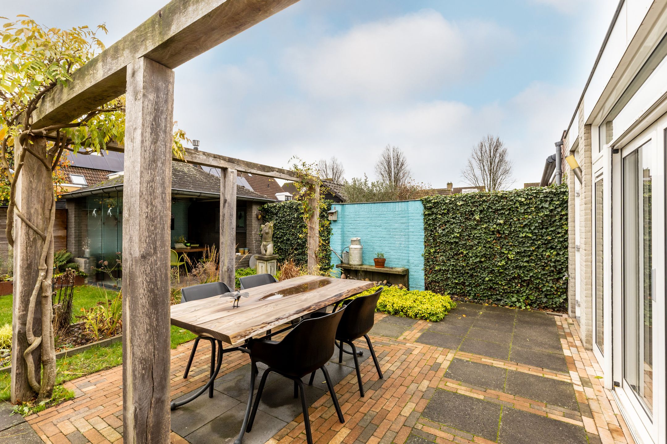 Photo 39 of Klokkenmaker 10