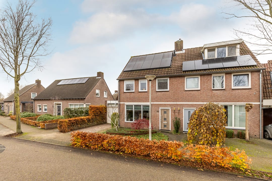 Photo 46 of Klokkenmaker 10