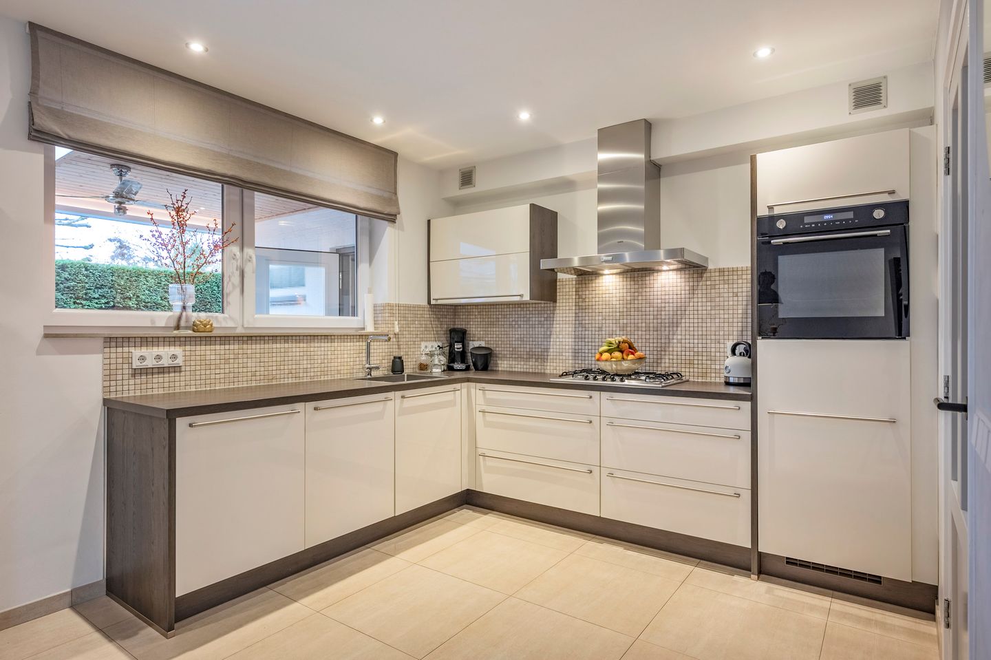 Foto 20 van Swentiboldstraat 26