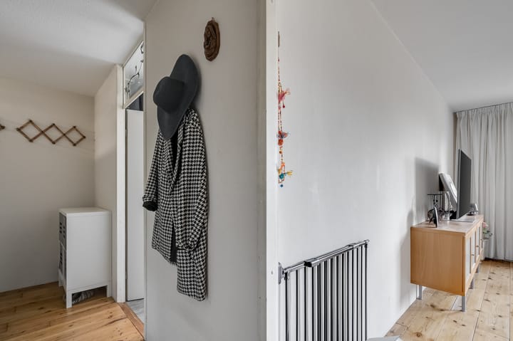 Photo 15 of Werkendamstraat 22