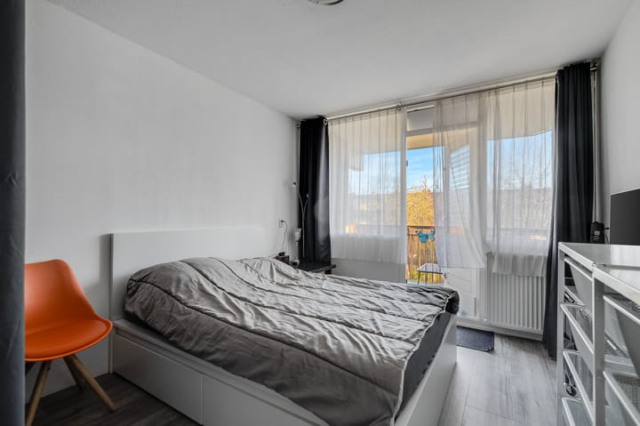 Photo 16 of Werkendamstraat 22