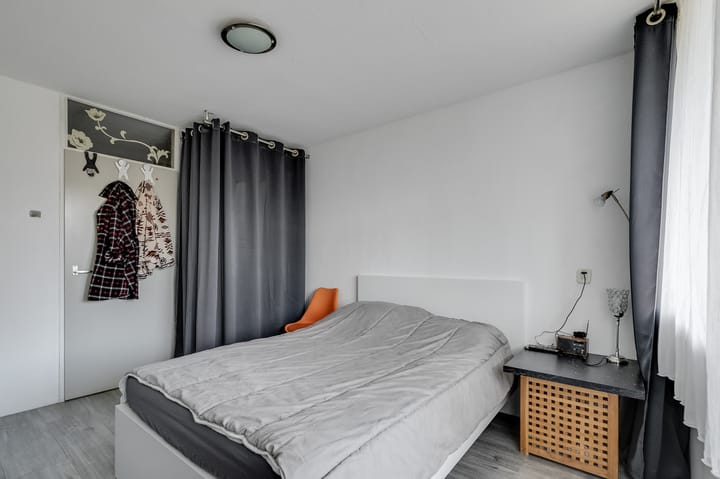 Photo 18 of Werkendamstraat 22