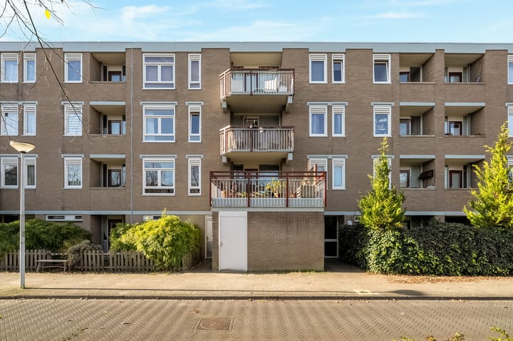 Photo 19 of Werkendamstraat 22