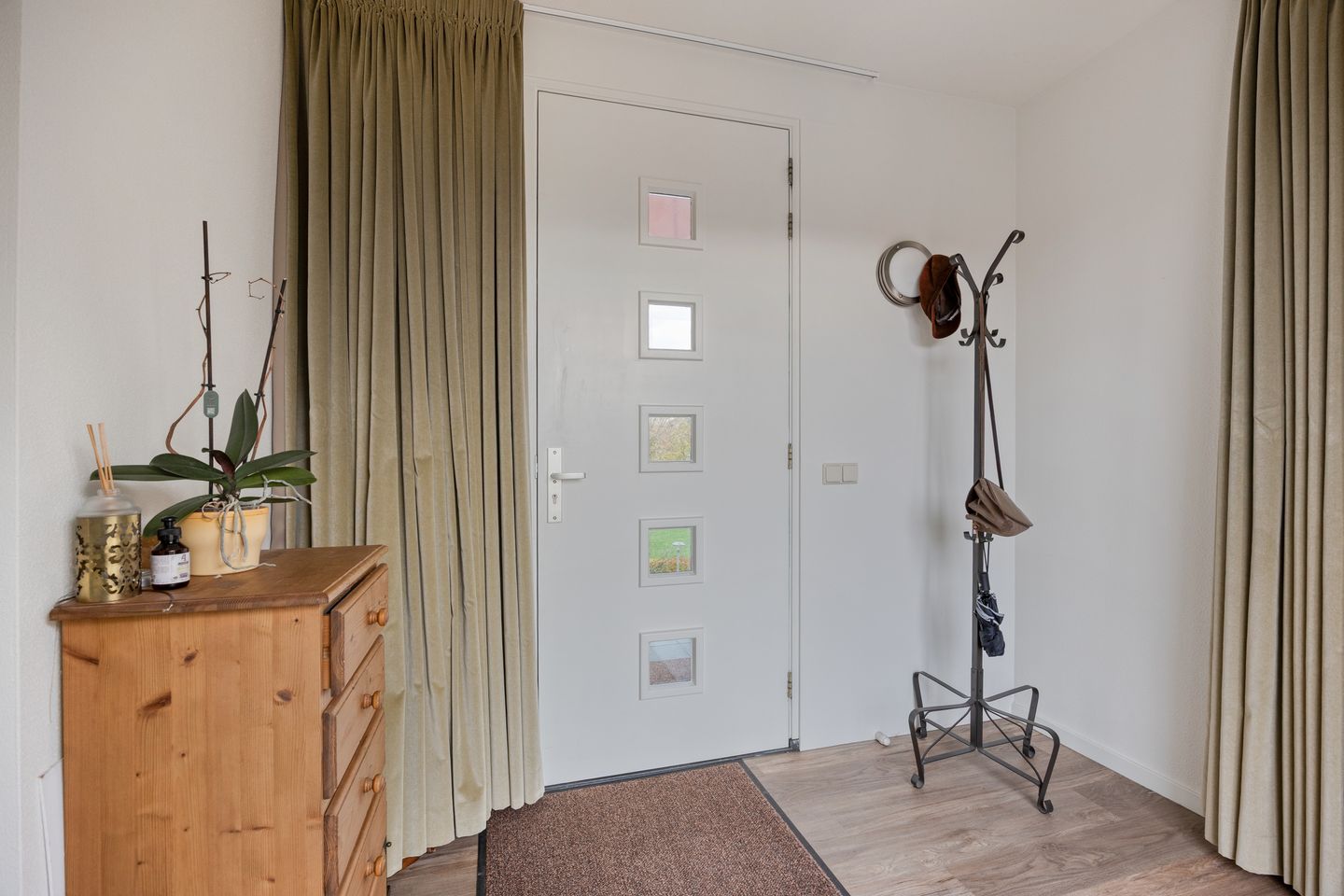 Foto 20 van Nieuwe Rijksweg 1-H