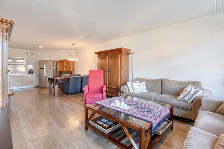 Photo 12 of Koopmanstraat 38