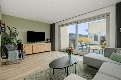 Overschie 3 secondary image