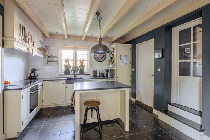 Foto 4 van Dorpstraat 60