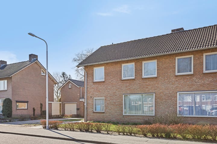 Foto 43 van Lindestraat 27