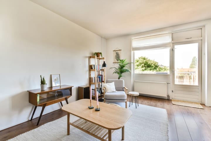 Photo 10 of Minahassastraat 8-C