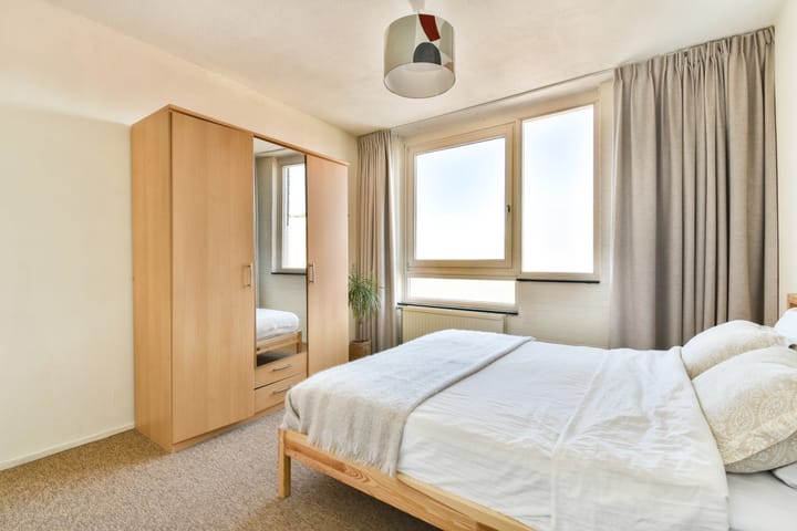 Photo 17 of Minahassastraat 8-C