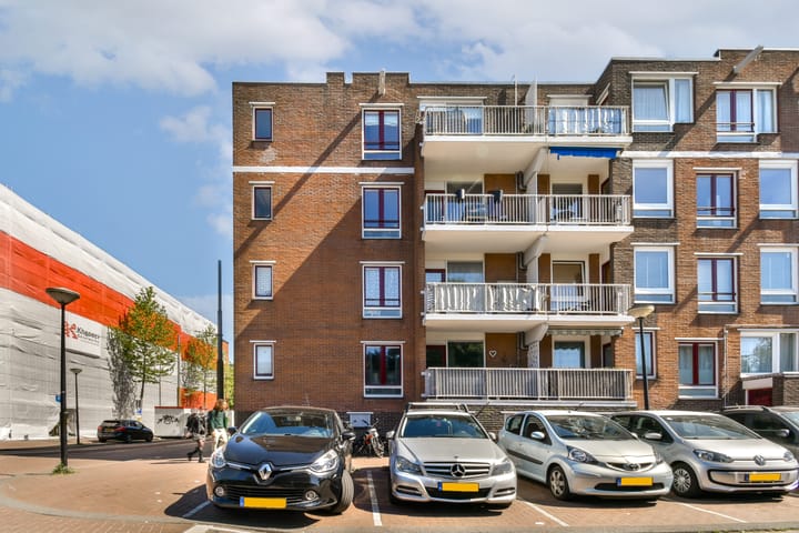 Photo 22 of Minahassastraat 8-C