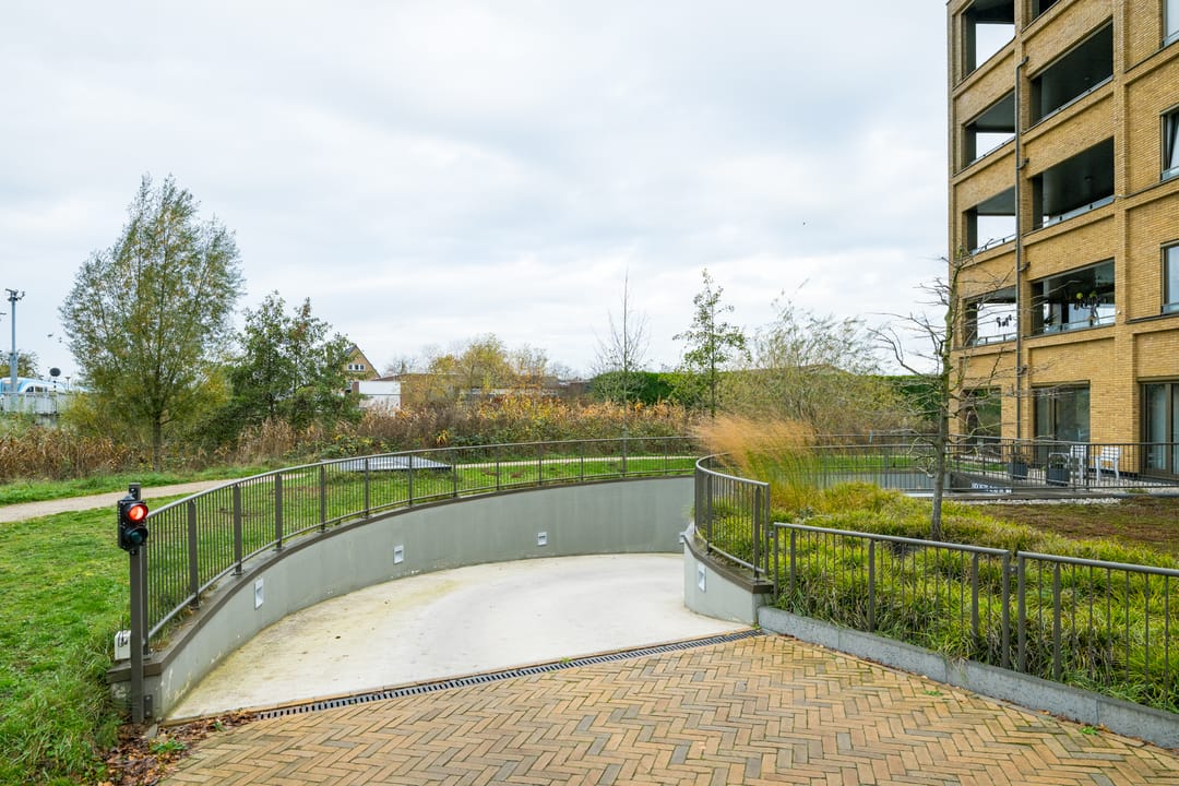 Foto 53 van Iseldoks 169