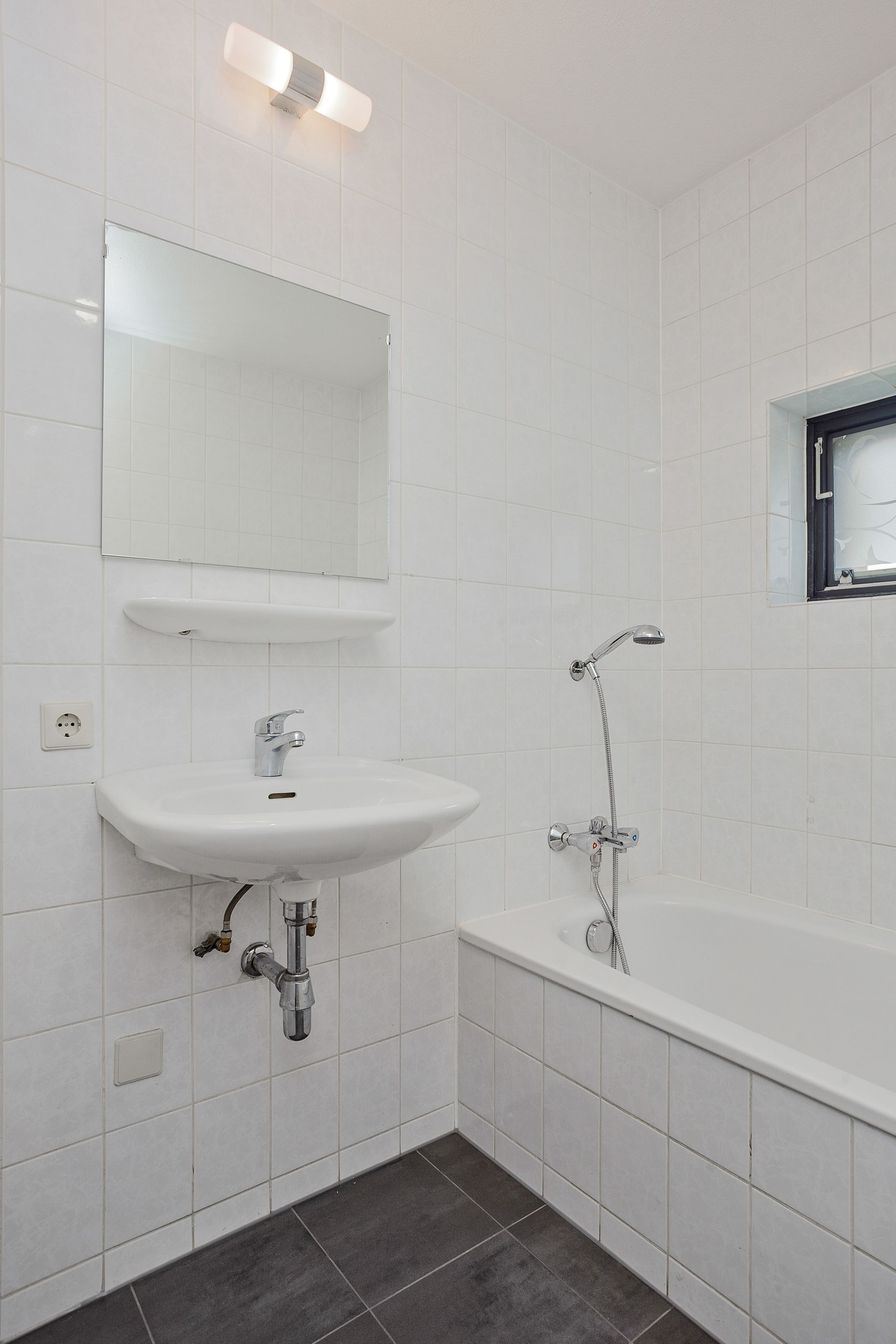 Foto 12 van Henriette Ronnerstraat 112