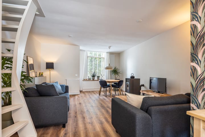 Photo 3 of Jacqueline de Grezlaan 3