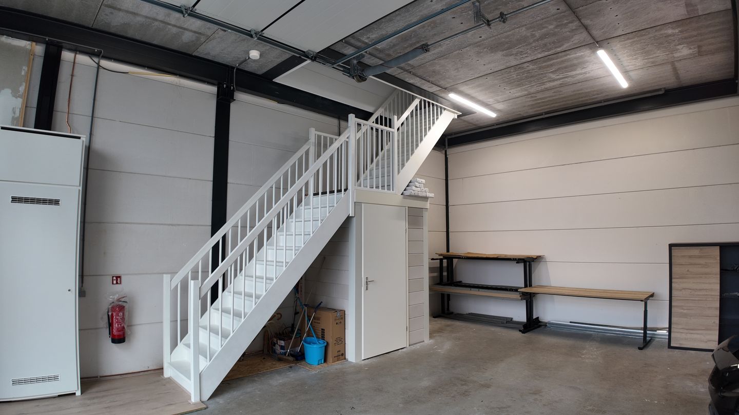 Bekijk foto 4 van Van Dijklaan 11-F