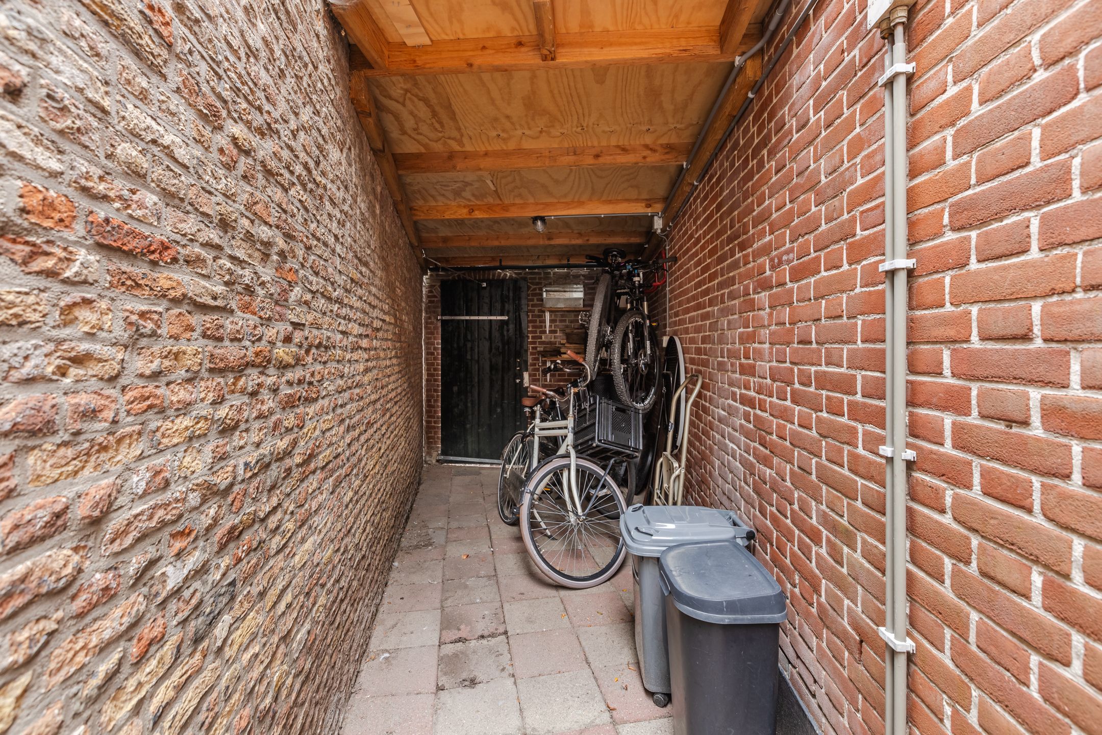 Foto 48 van Geweldigerstraat 24