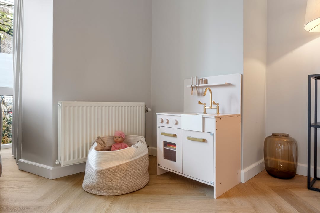 Foto 8 van Staringstraat 10