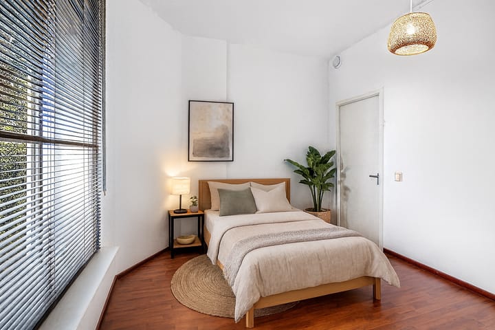 Photo 13 of Brugstraat 42