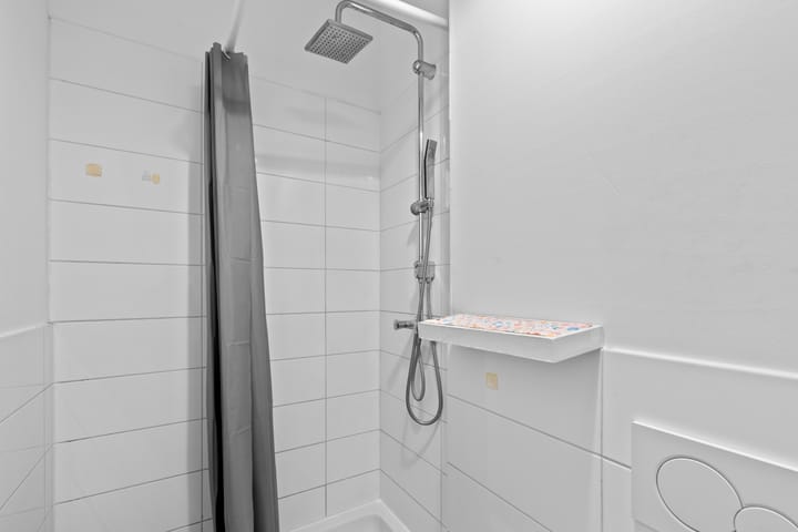 Photo 15 of Brugstraat 42