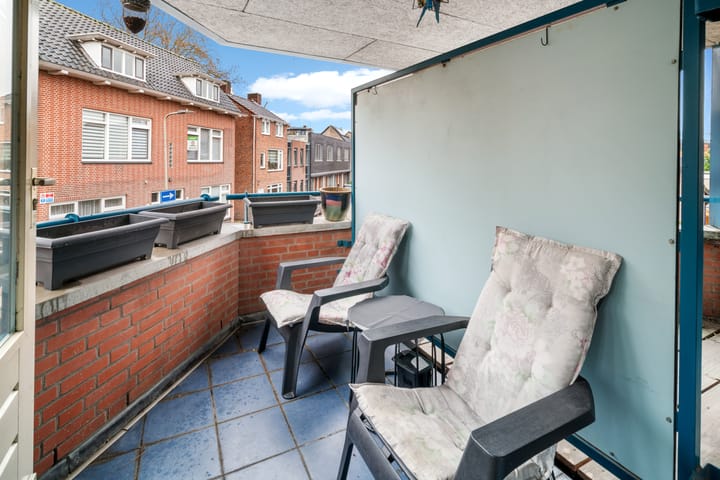 Photo 6 of Damstraat 62-A