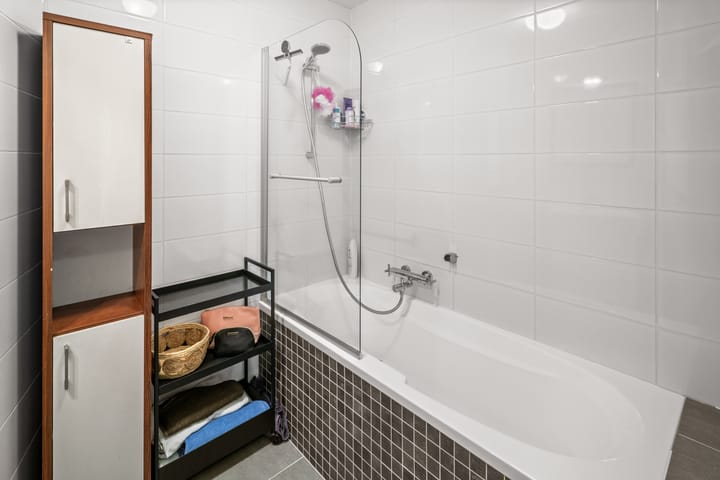 Photo 24 of Damstraat 62-A