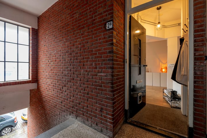 Photo 7 of Helper Weststraat 2-B