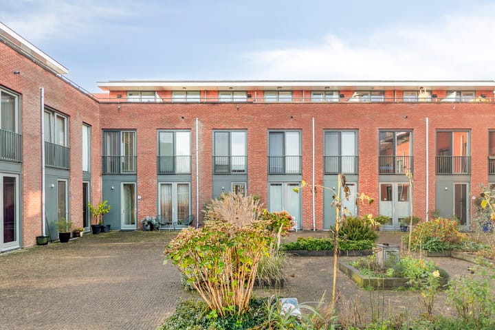 Clarissenhof 12 main image