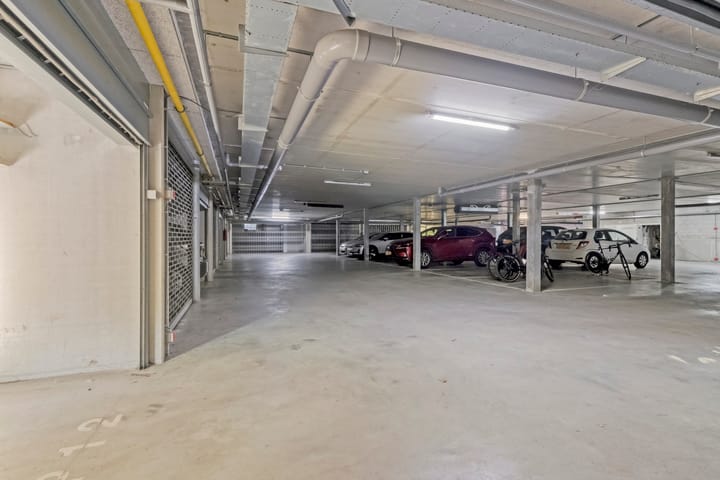 Photo 42 of Clarissenhof 12