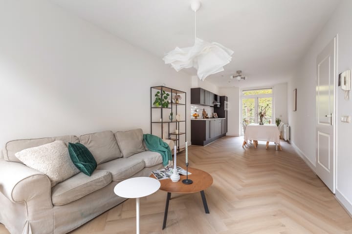 Photo 2 of Pieter Langendijkstraat 33-1