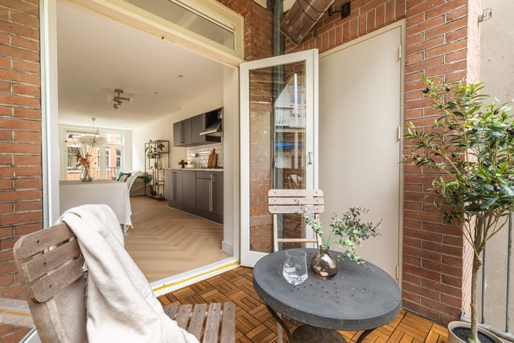 Photo 5 of Pieter Langendijkstraat 33-1