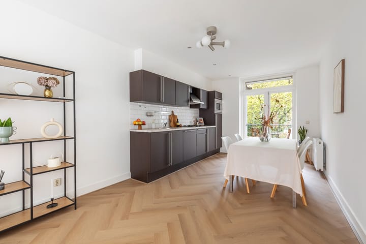 Photo 11 of Pieter Langendijkstraat 33-1