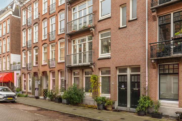 Photo 30 of Pieter Langendijkstraat 33-1