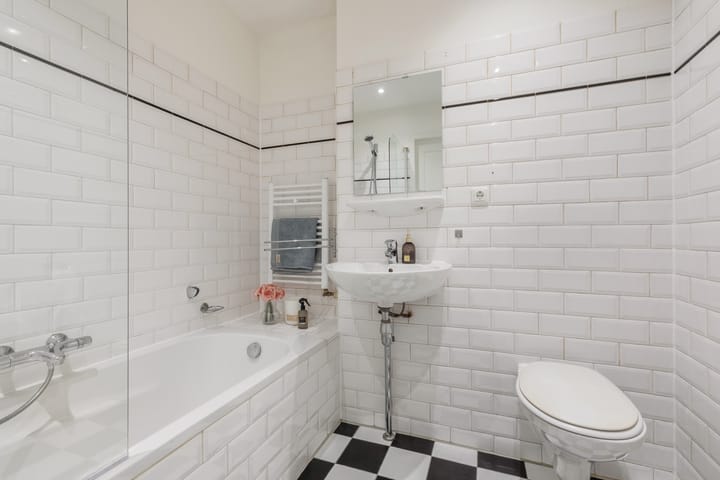 Photo 26 of Pieter Langendijkstraat 33-1