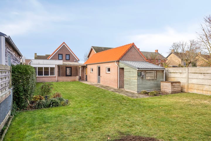 Photo 2 of Dorpsstraat 60