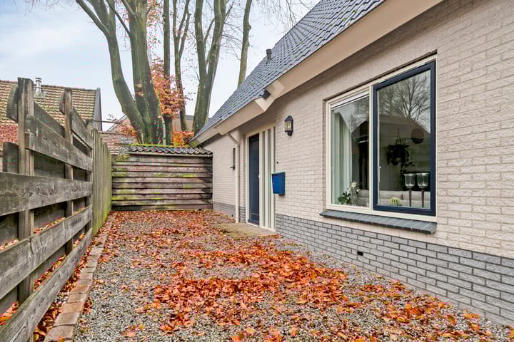 Photo 5 of Weemeweg 1