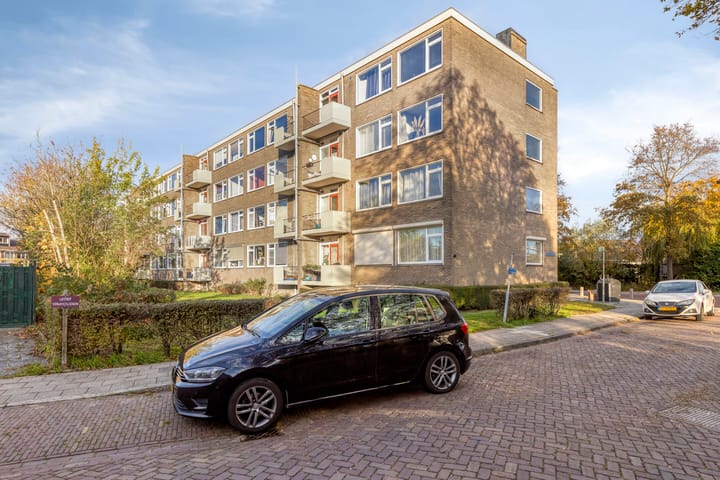 Photo 2 of Nassaulaan 143