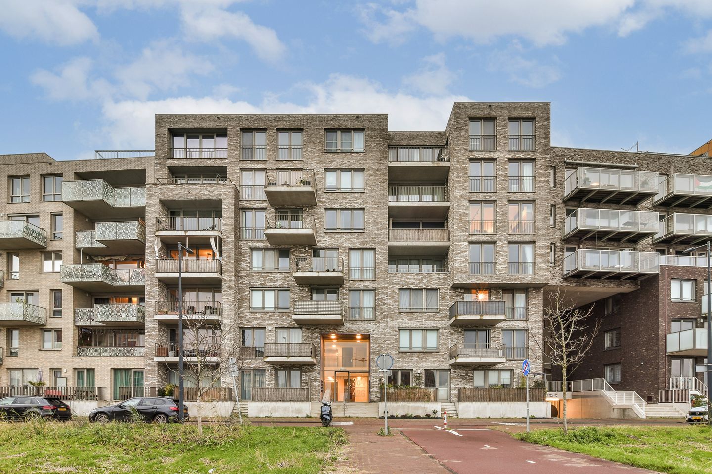 Foto 5 van Mary van der Sluisstraat 400